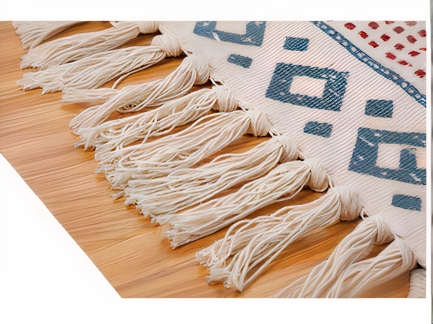 Tapis bohème rouge et bleu avec motifs – Image 3